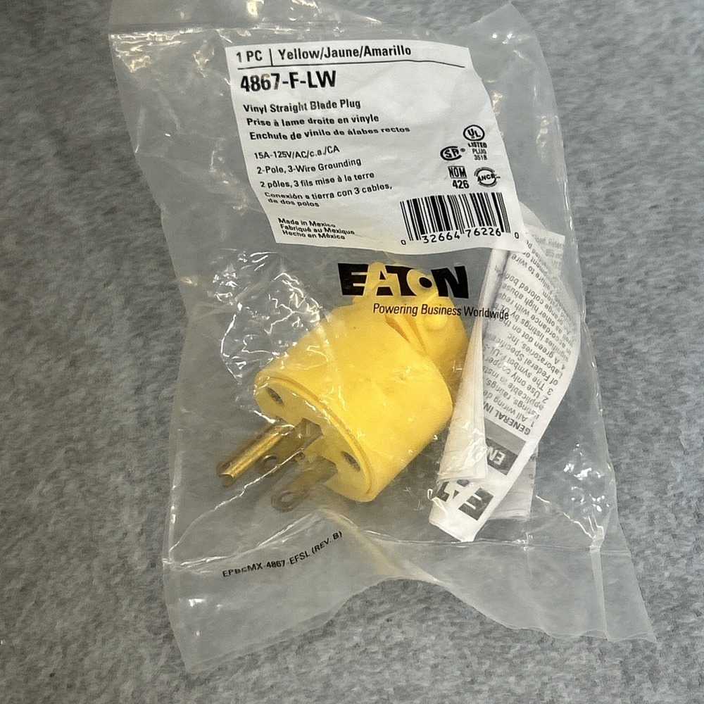 EATON 4867-F-LW 15A-125V/AC/c.a./CA 2-Pole, 3-Wire Grounding